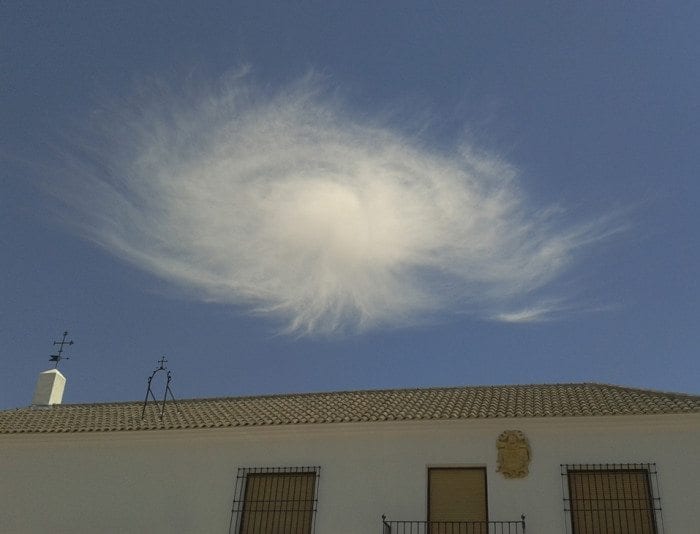 An explosion of Cirrus over La Mancha, Spain.