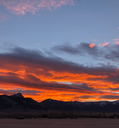 Altocumulus spotted at sunrise over the Big Belt Mountains, Montana by Maggie Clark (Member 45,149).