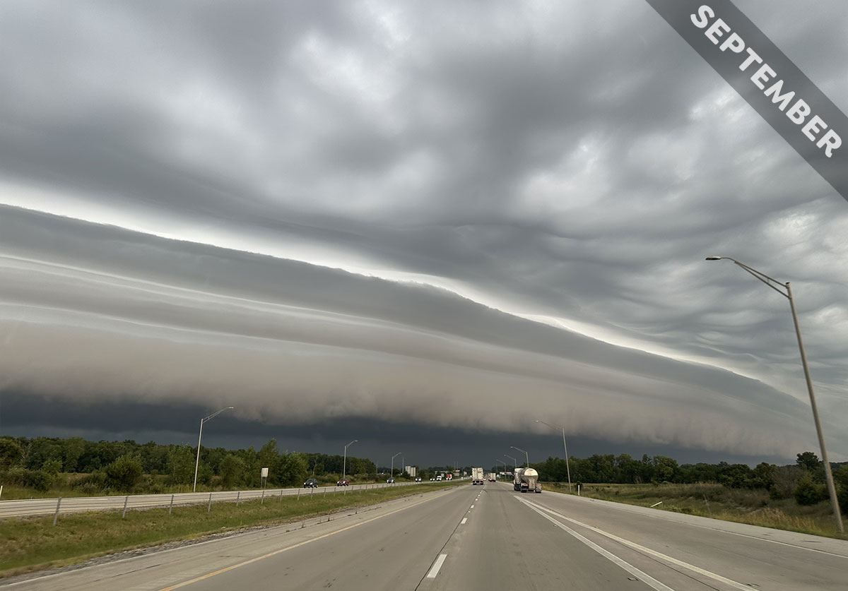 Arcus cloud spotted over Carmel, Indiana, US by Christina Erickson