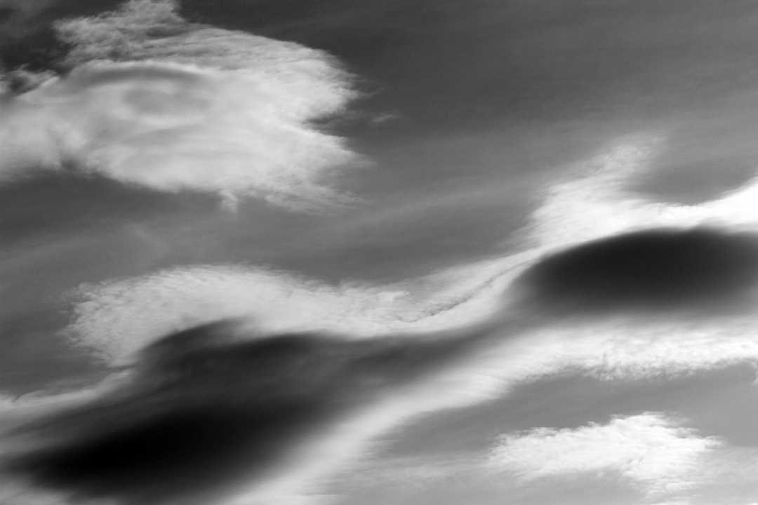 2018-03-18 Wolken_0161 B&W ac klein